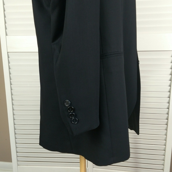 Hugo Boss navy blue wool blazer sport coat 44L - Picture 5 of 9